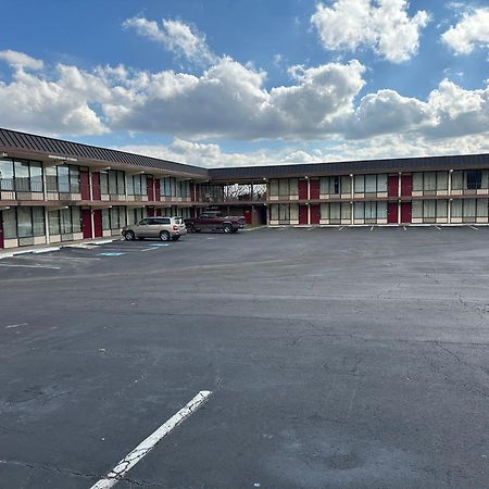 Paris Inn And Suites Exterior photo