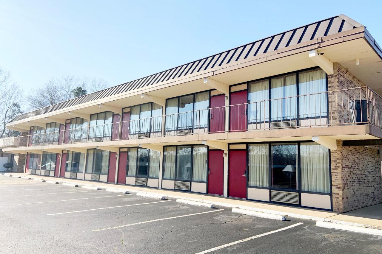 Paris Inn And Suites Exterior photo